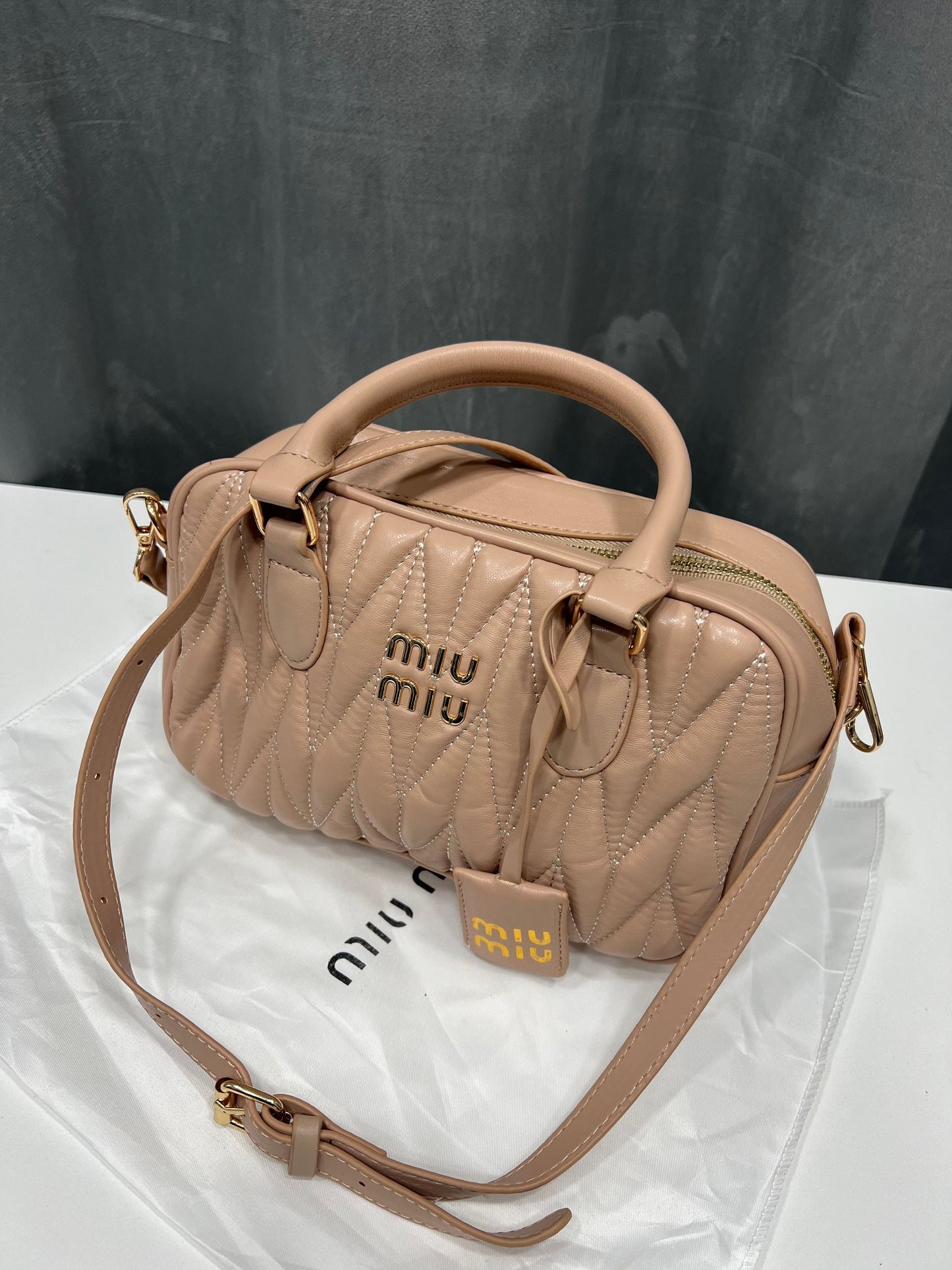 BORSA MIU