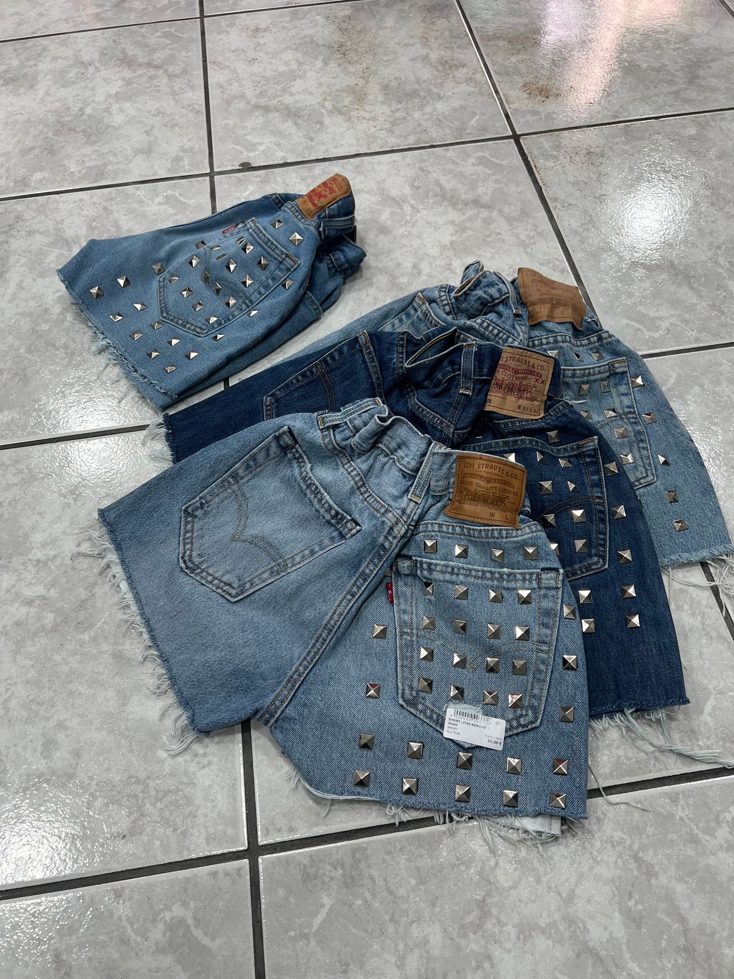 SHORT LEVIS BORCHIE 1
