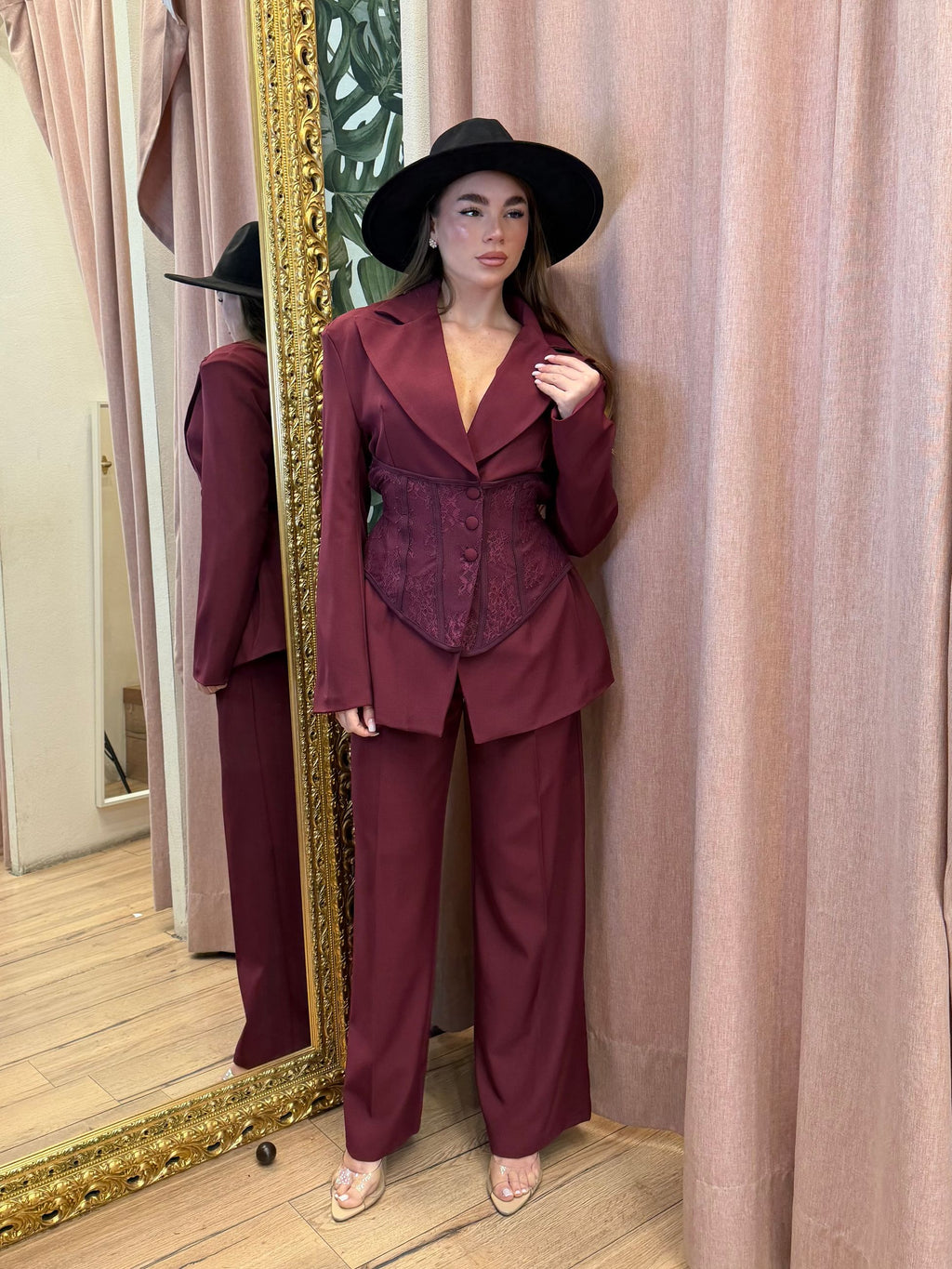 TAILLEUR 87007