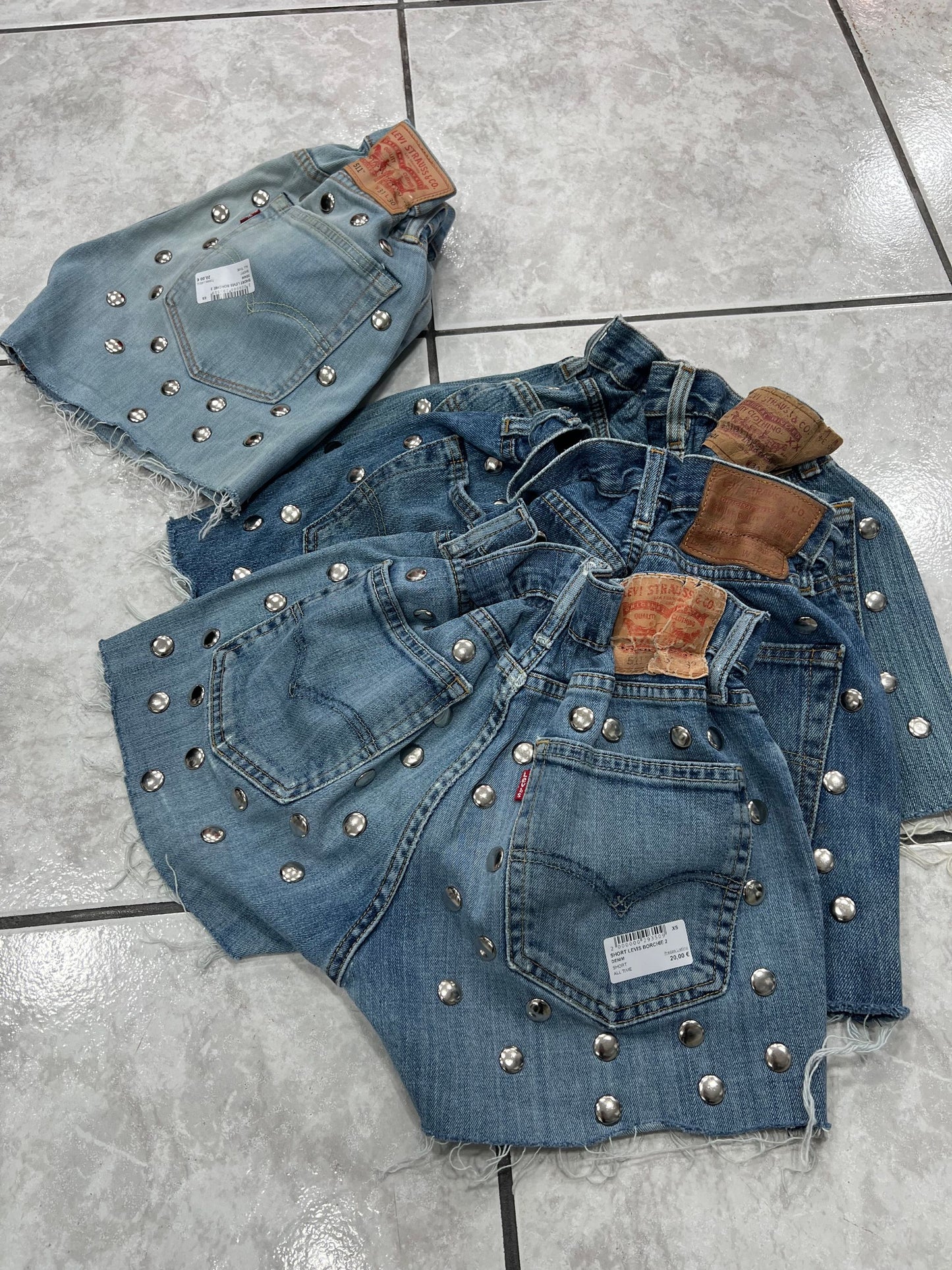 SHORT LEVIS BORCHIE 2