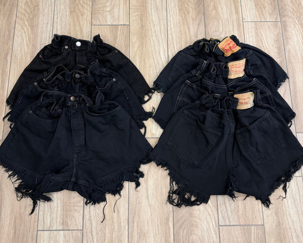 SHORT LEVIS CARAMELLA