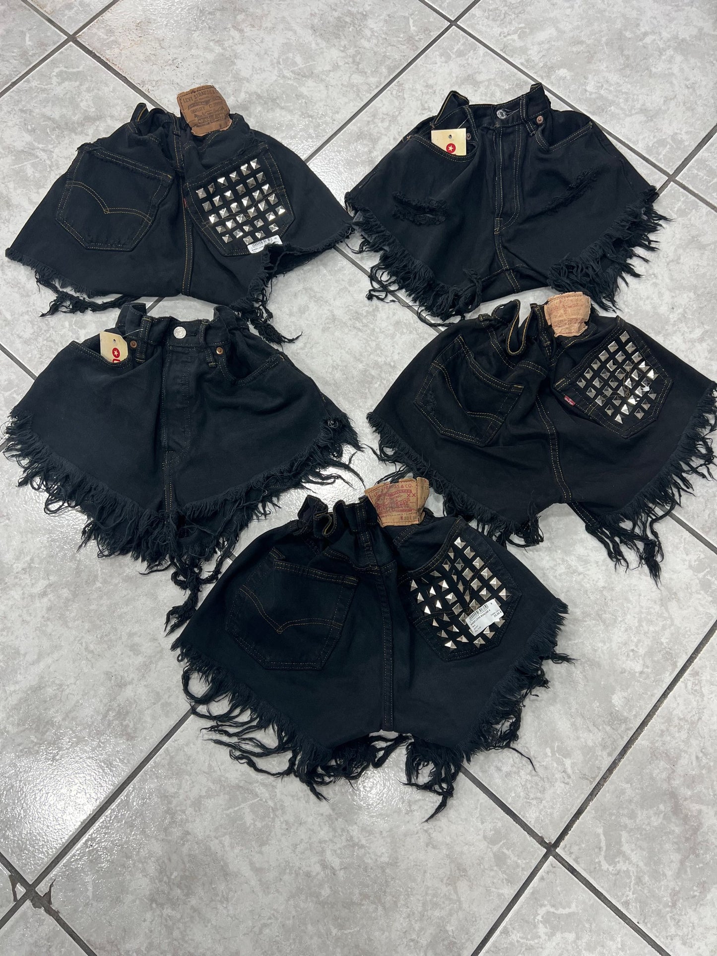 SHORT LEVIS BORCHIE 4