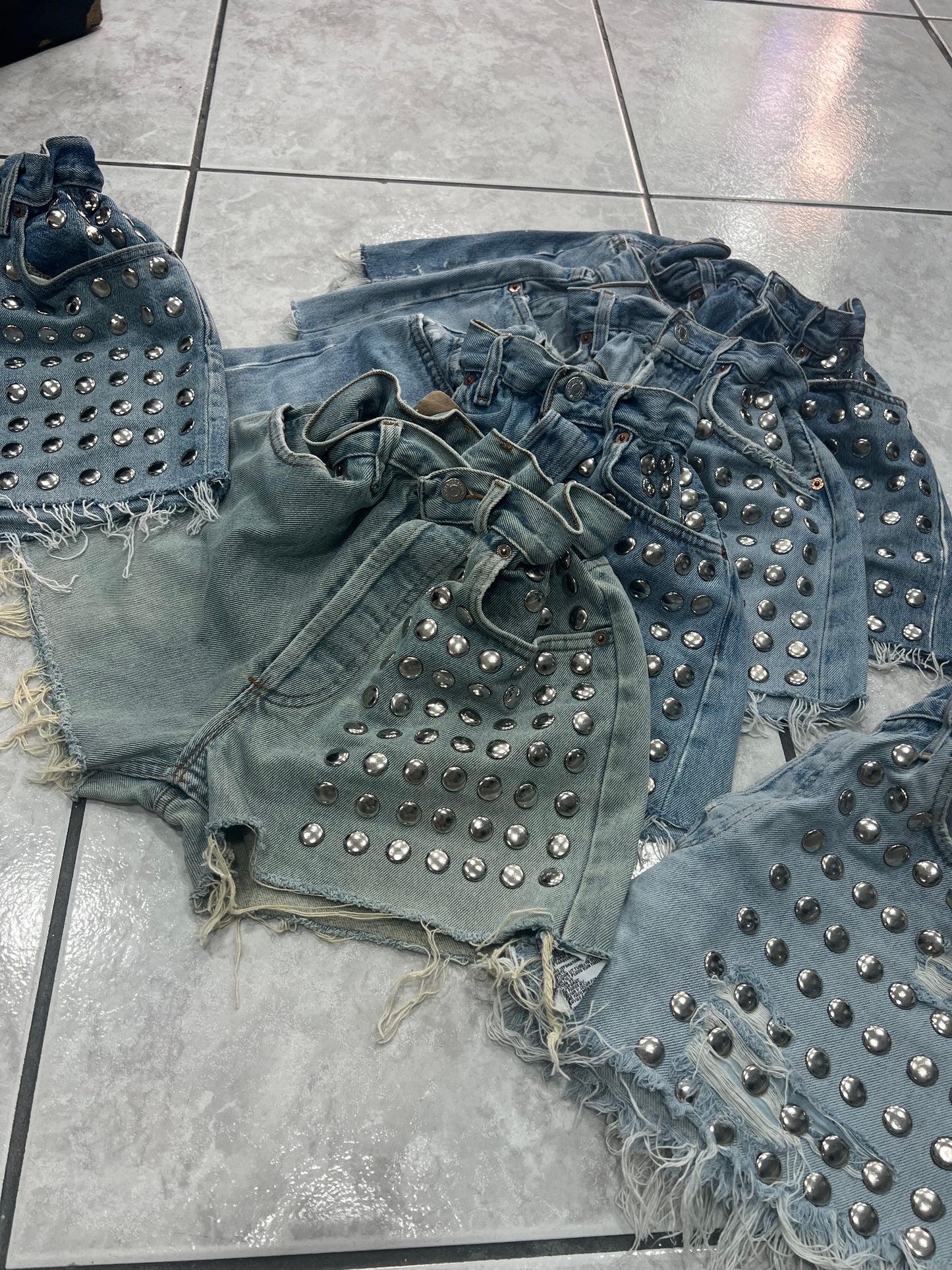 SHORT LEVIS BORCHIE 3