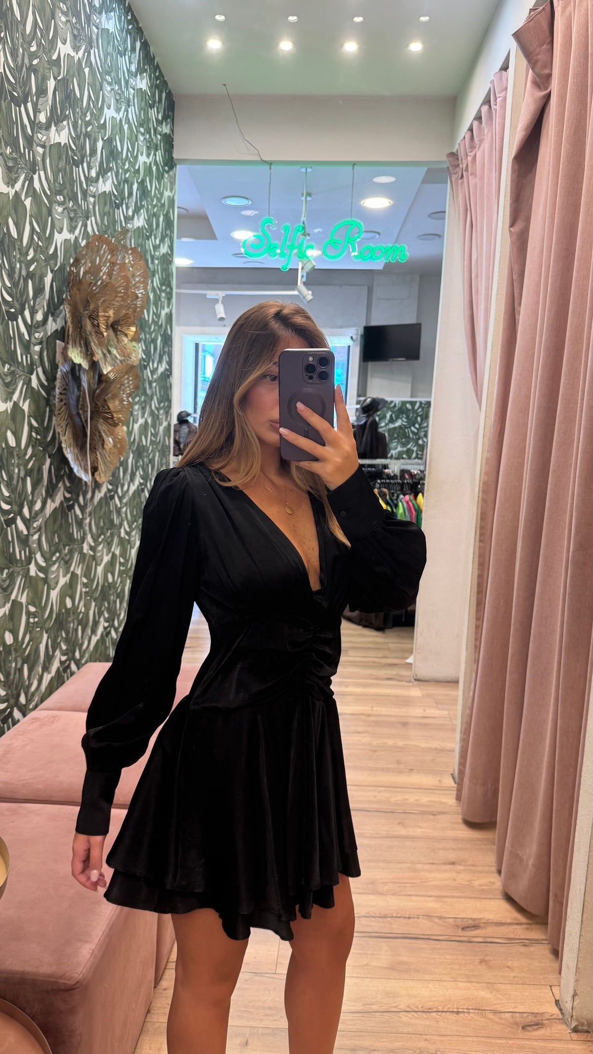 DRESS BLOOM