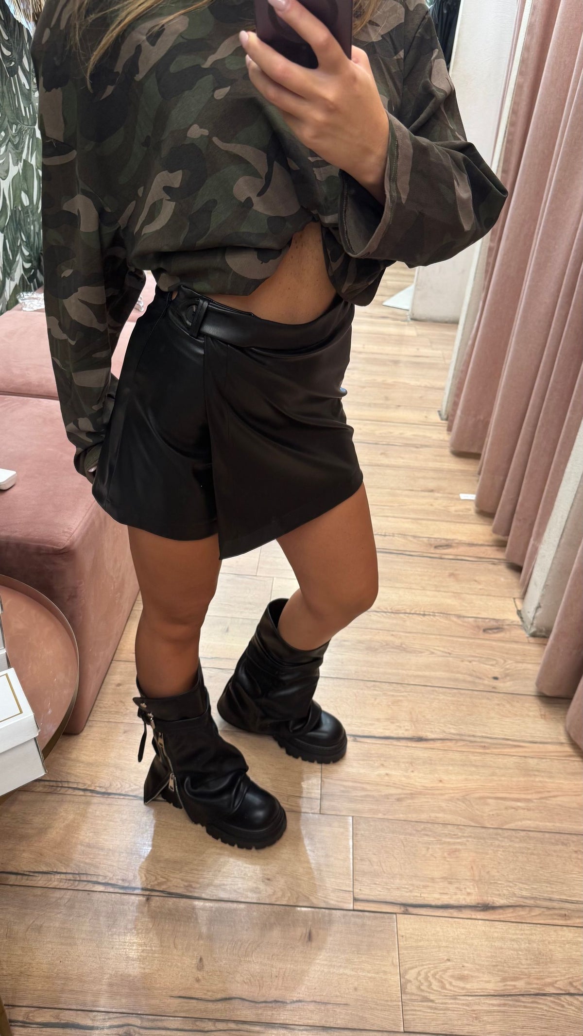 PANTAGONNA ROXANNE