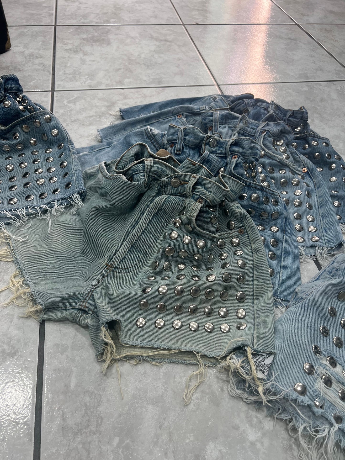 SHORT LEVIS BORCHIE 3