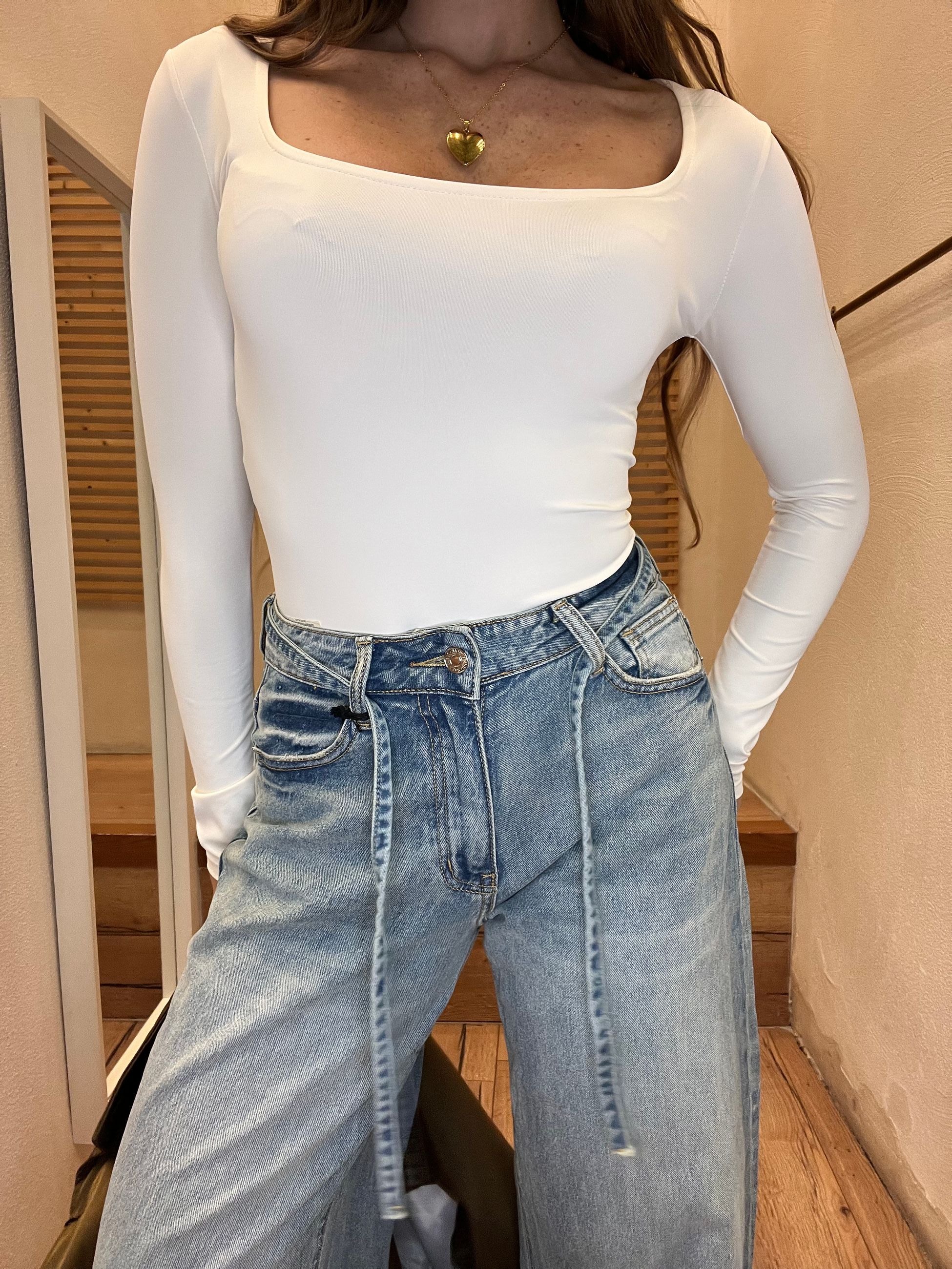 BODY 1826