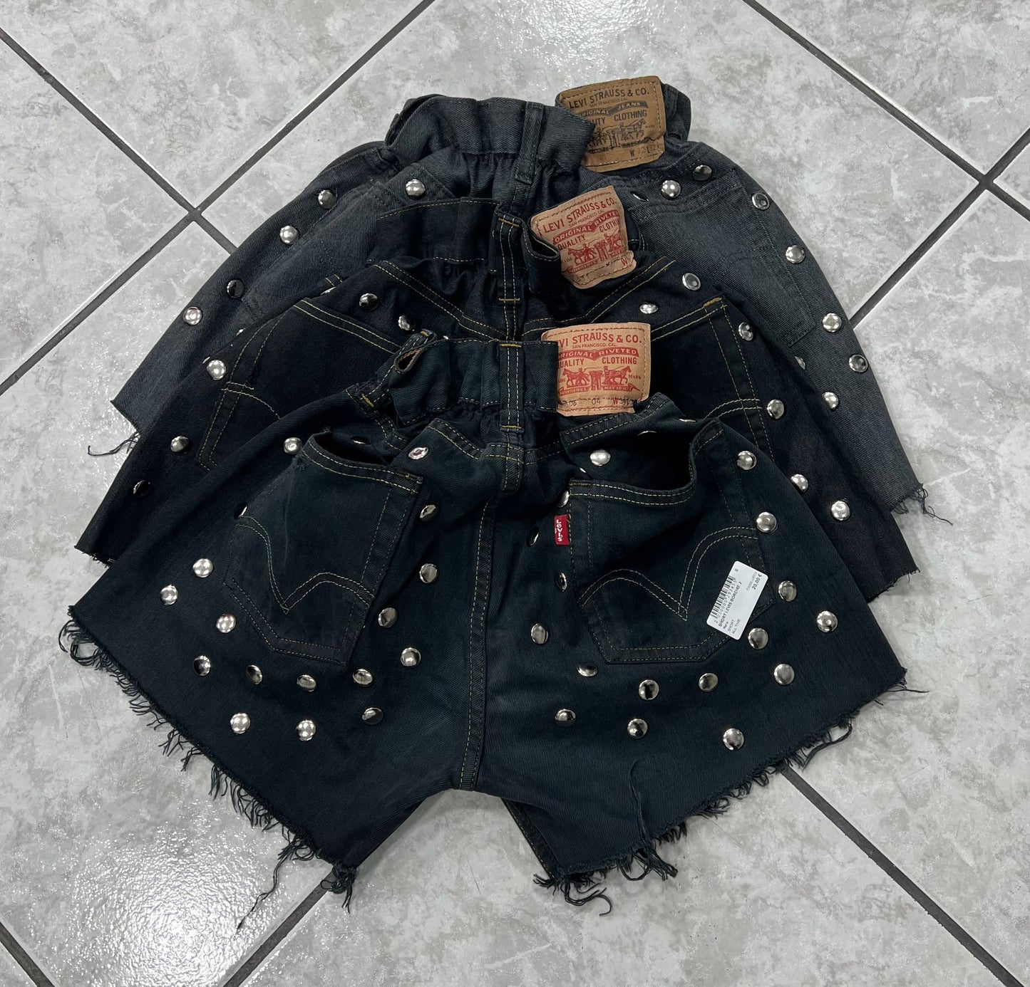 SHORT LEVIS BORCHIE 2