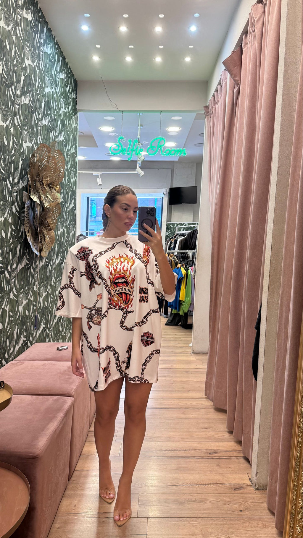 T SHIRT OVER CATENE