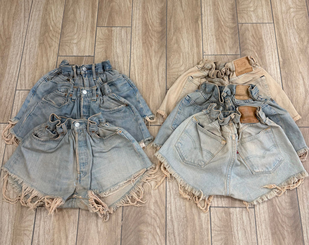 SHORT LEVIS CANDY SABBIATO
