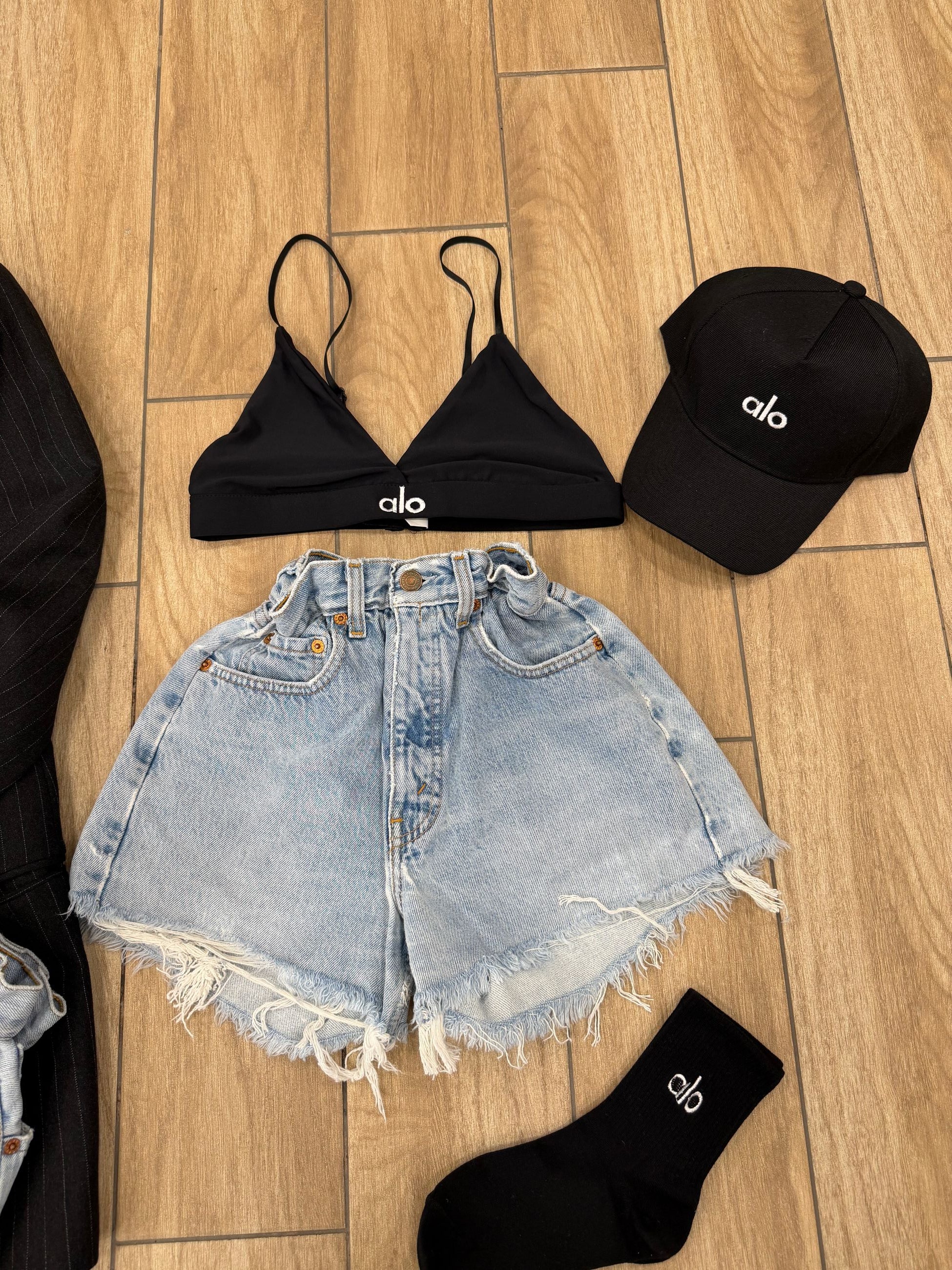 TOP CROP ALO